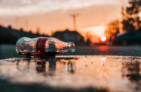 photo-1553117854-1b456e458002