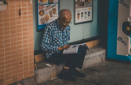 photo-1553760843-507ab0029a8f